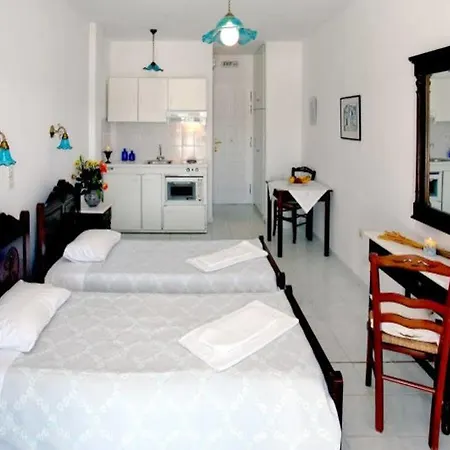Erato Hotel Batsi (Andros)