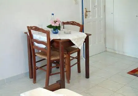 Hotel Erato 2*