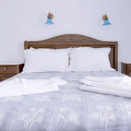 Erato Otel
